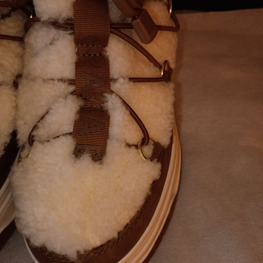 PAJAR  JANIE  WATERPROOF CARMEL/CREAM FAUX FUR SNOW BOOT SZ 10  NWT NWOB - Picture 3 of 11